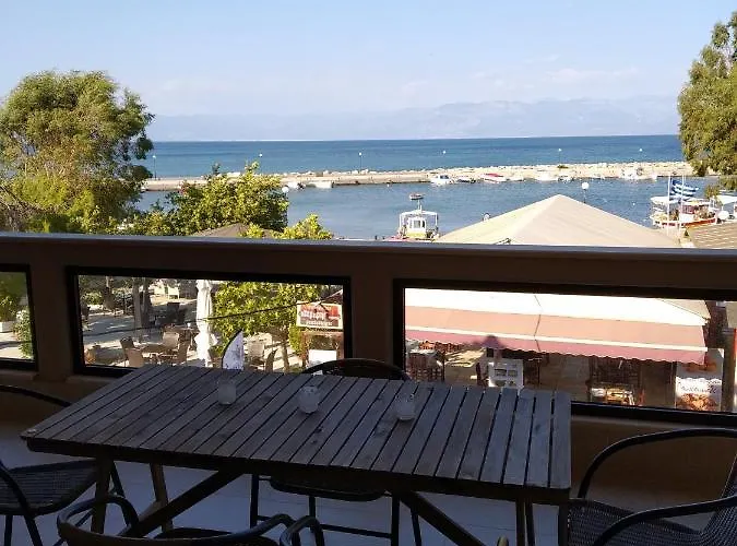 Thea, Agios Andreas Lägenhet