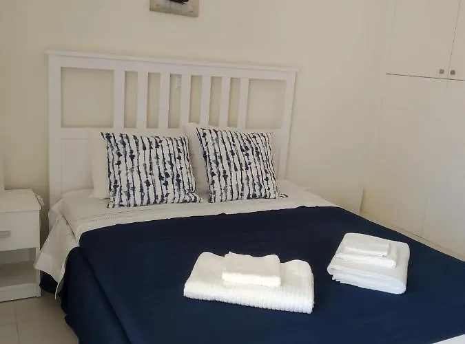 Thea, Agios Andreas Lägenhet Nea Koroni